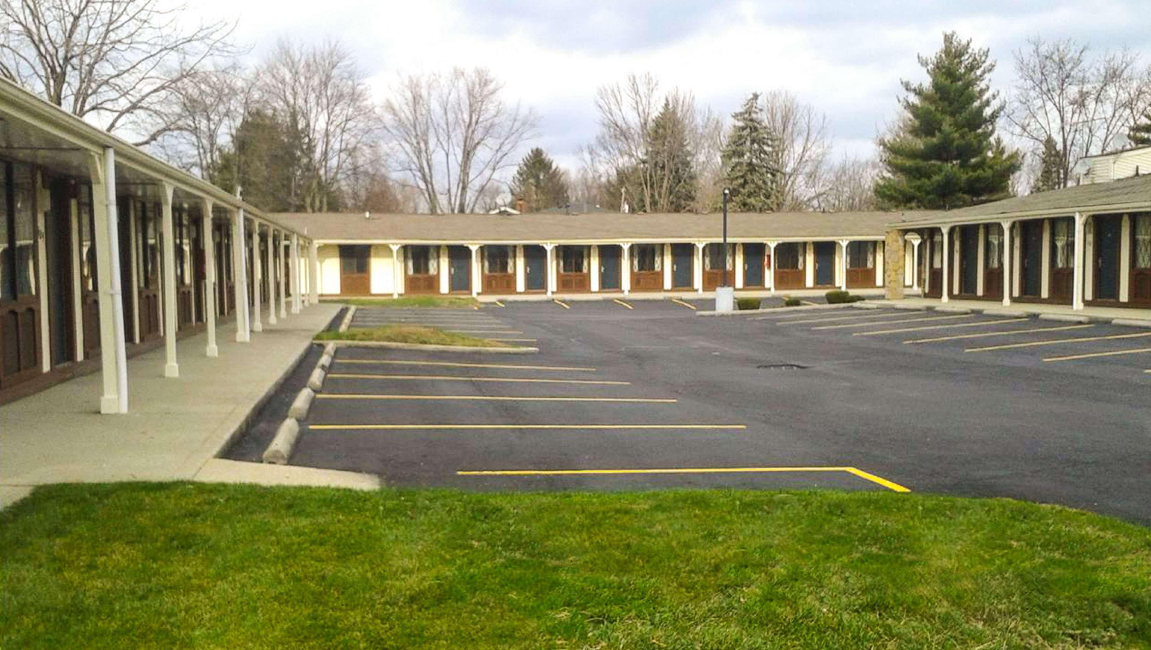 M Star Columbus North Motel Buitenkant foto